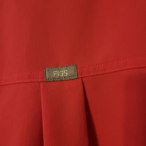 FIGS Woman's Scrub Top